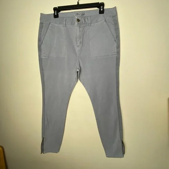 Vineyard Vines Pants Women's Size 16, gray/khaki Skinny Fit Leg - Picture 2 of 15